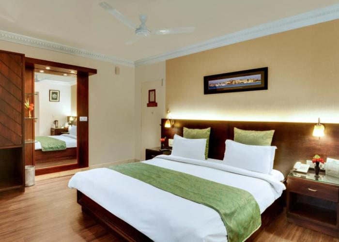 Chacha Inn