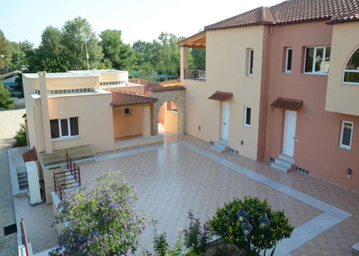 Marias Filoxenia Suites Apart-Hotel