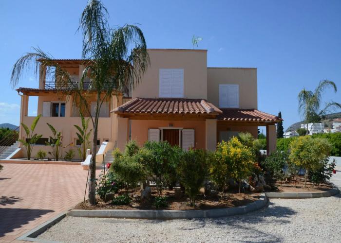 Marias Filoxenia Suites Apart-Hotel