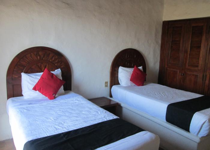 Hotel Plaza Tucanes