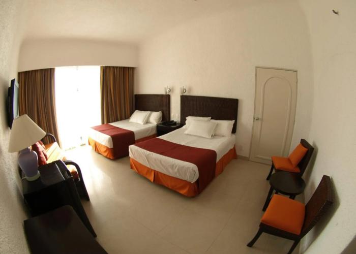 Sierra Mar All Inclusive at Tesoro
