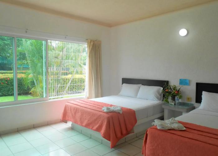 Hotel Parotas Manzanillo