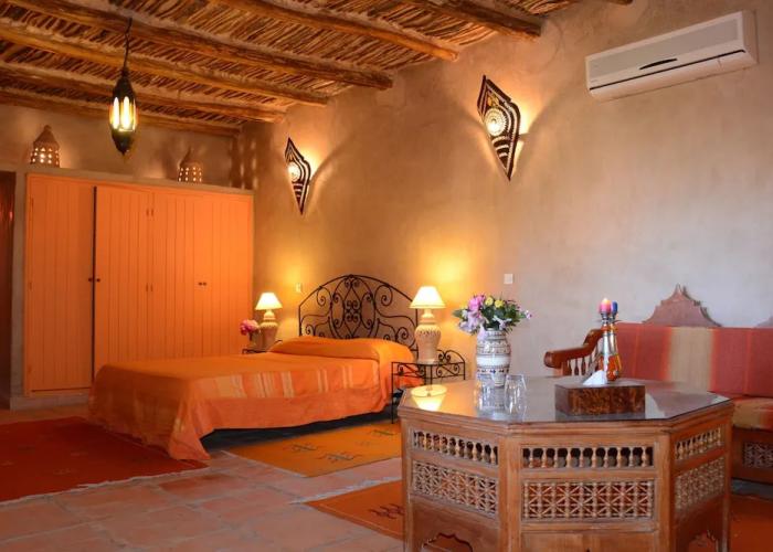 Riad Ain Khadra Khadra