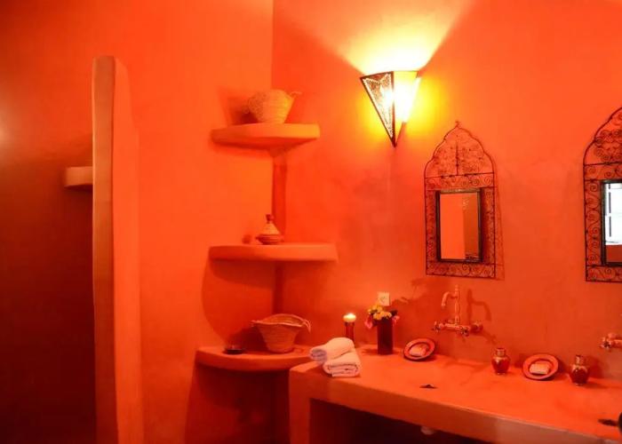 Riad Ain Khadra Khadra