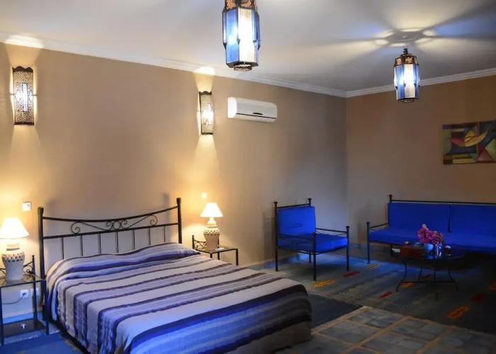 Riad Ain Khadra Khadra