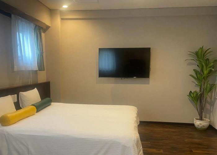 Rycom Crystal Hotel