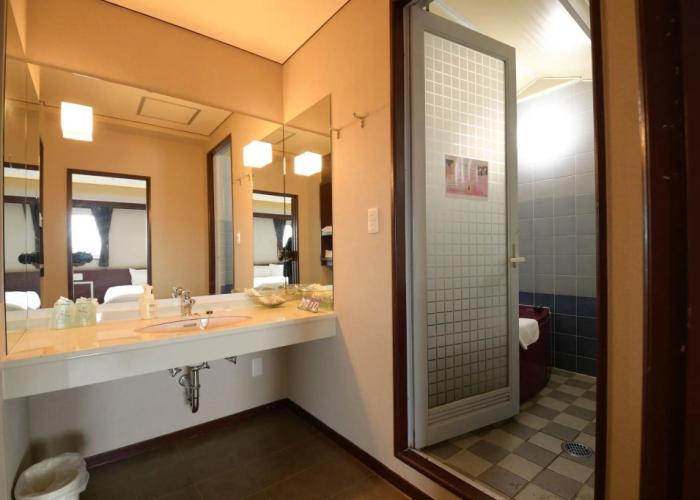 Rycom Crystal Hotel