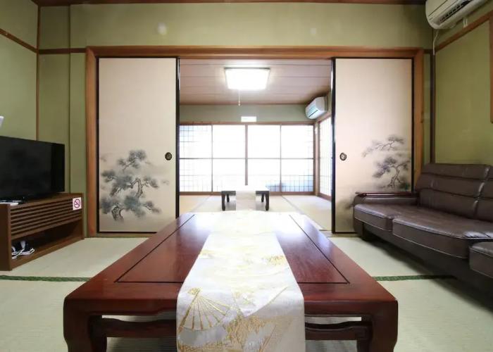 Hikari No Yado