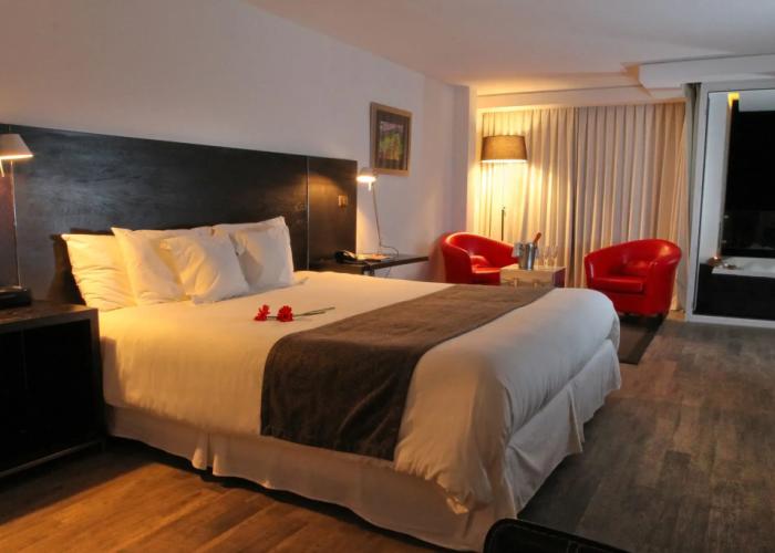 Radisson Blu Acqua Hotel & Spa Concon