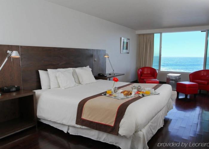 Radisson Blu Acqua Hotel & Spa Concon