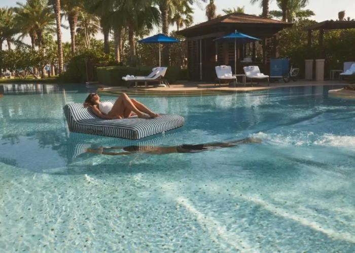 Four Seasons Dubai at Jumeirah Beach Resort