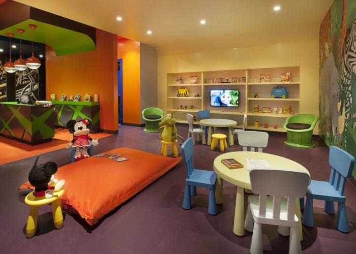 DAMAC Maison Cour Jardin