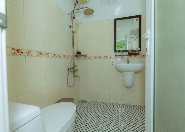 Ken's Backpackers Hotel