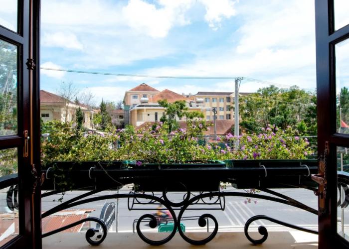 Le Petit Paris Hotel Dalat
