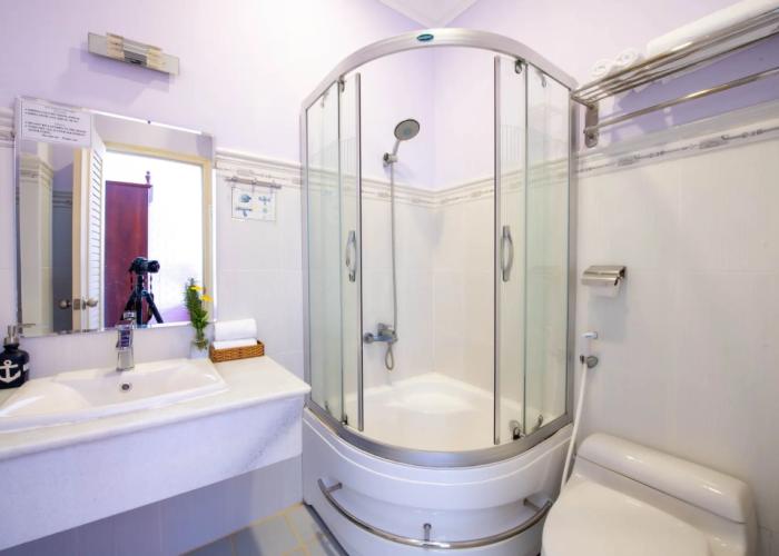 Le Petit Paris Hotel Dalat