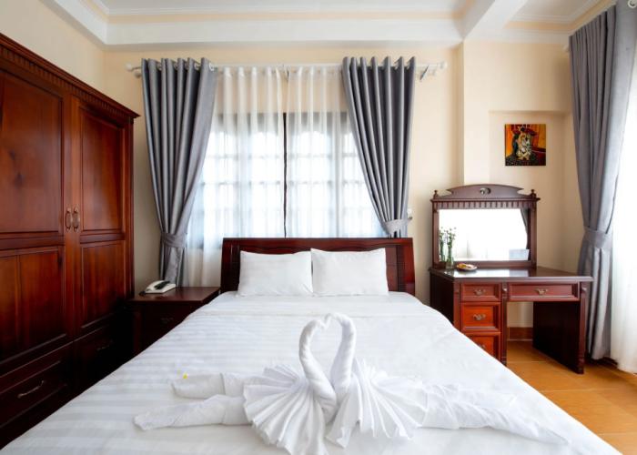 Le Petit Paris Hotel Dalat