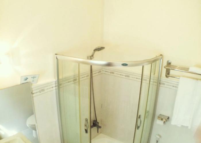 Le Petit Paris Hotel Dalat