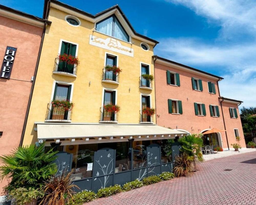 Wine Hotel San Giacomo Activity & Wellness