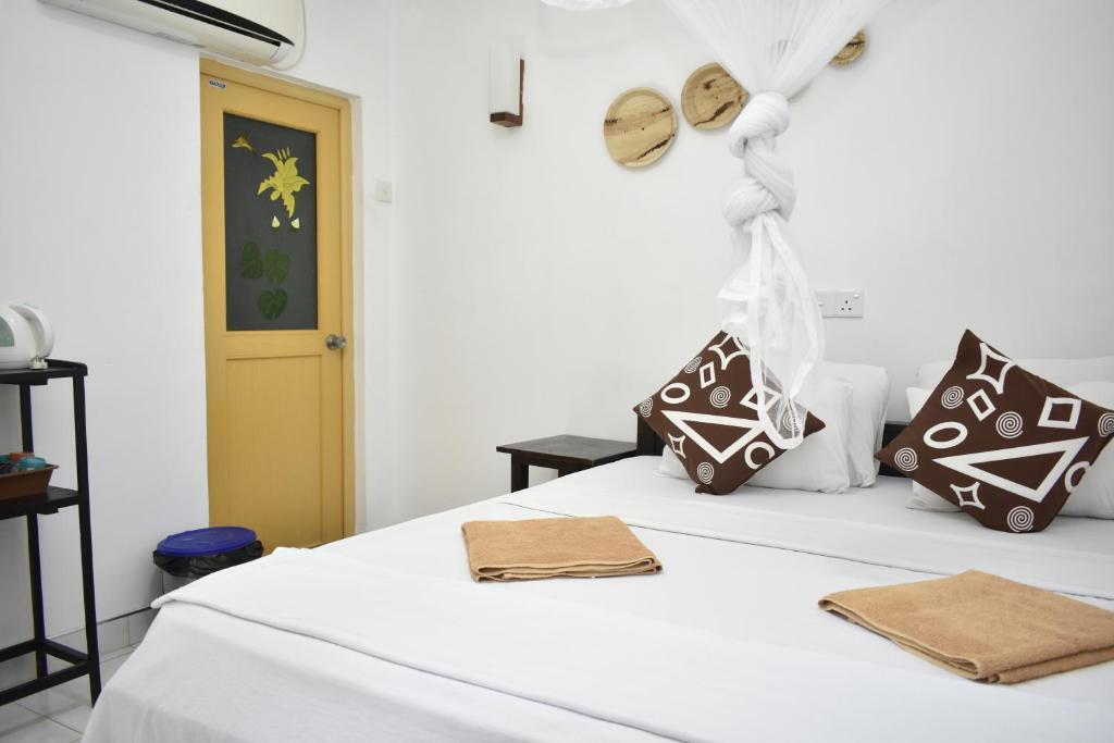 Sigiri Rock Side Home Stay