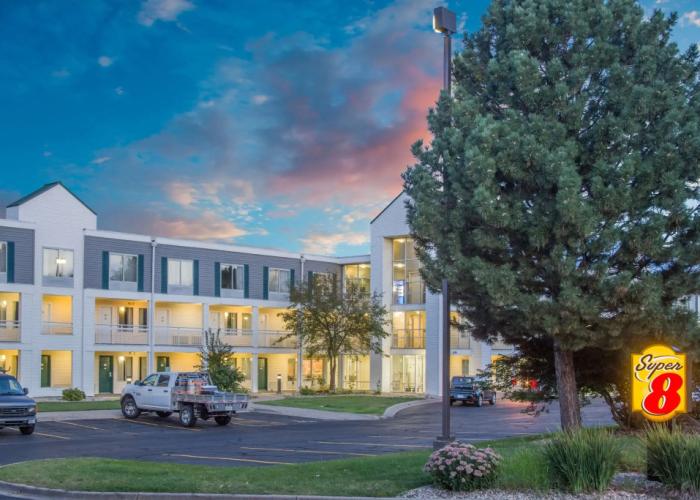 Howard Johnson by Wyndham San Pedro