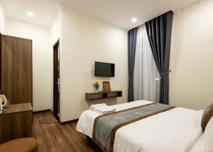 Wisteria Hotel