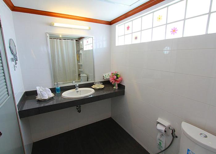 Sakol Hotel