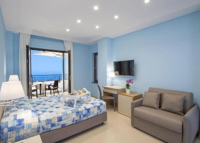 Villa Paradise Resort