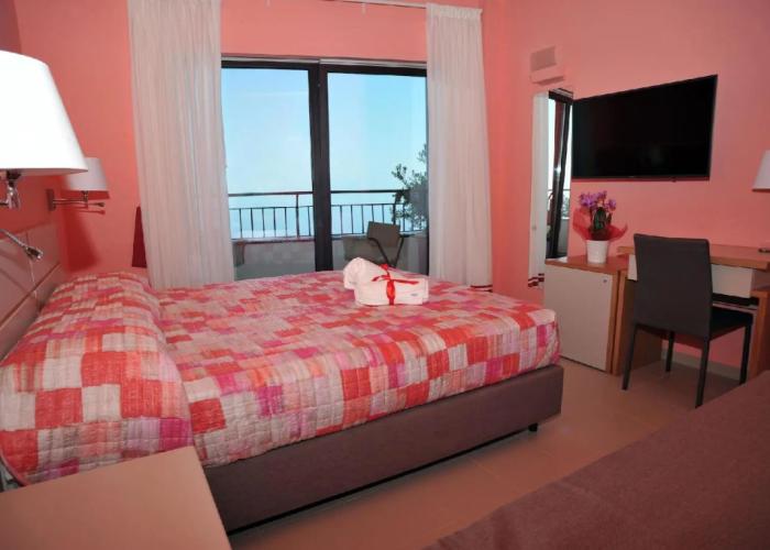 Villa Paradise Resort