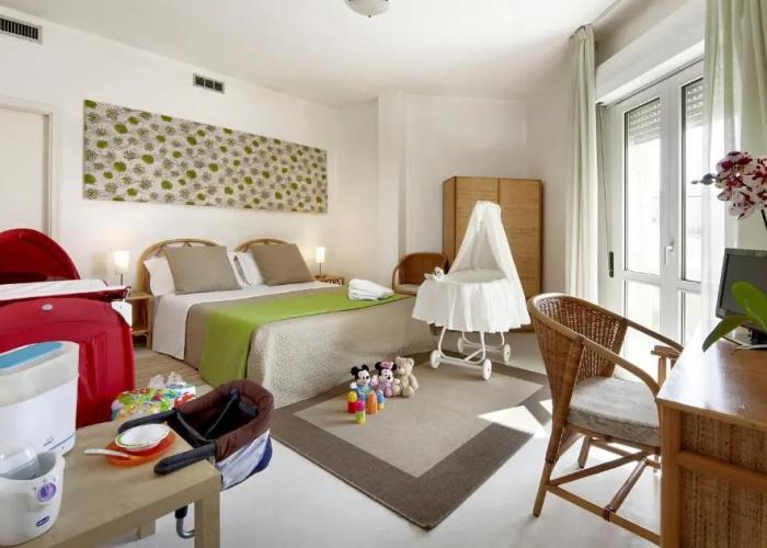 Hotel Mida