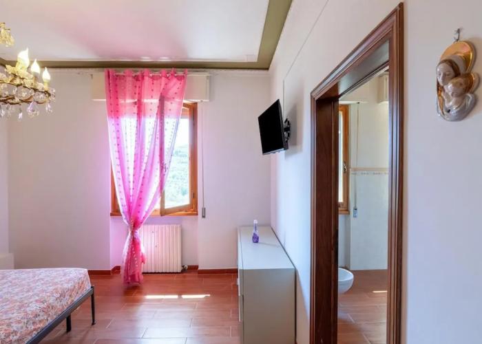 Villa in Tuscany With Private Pool and Views