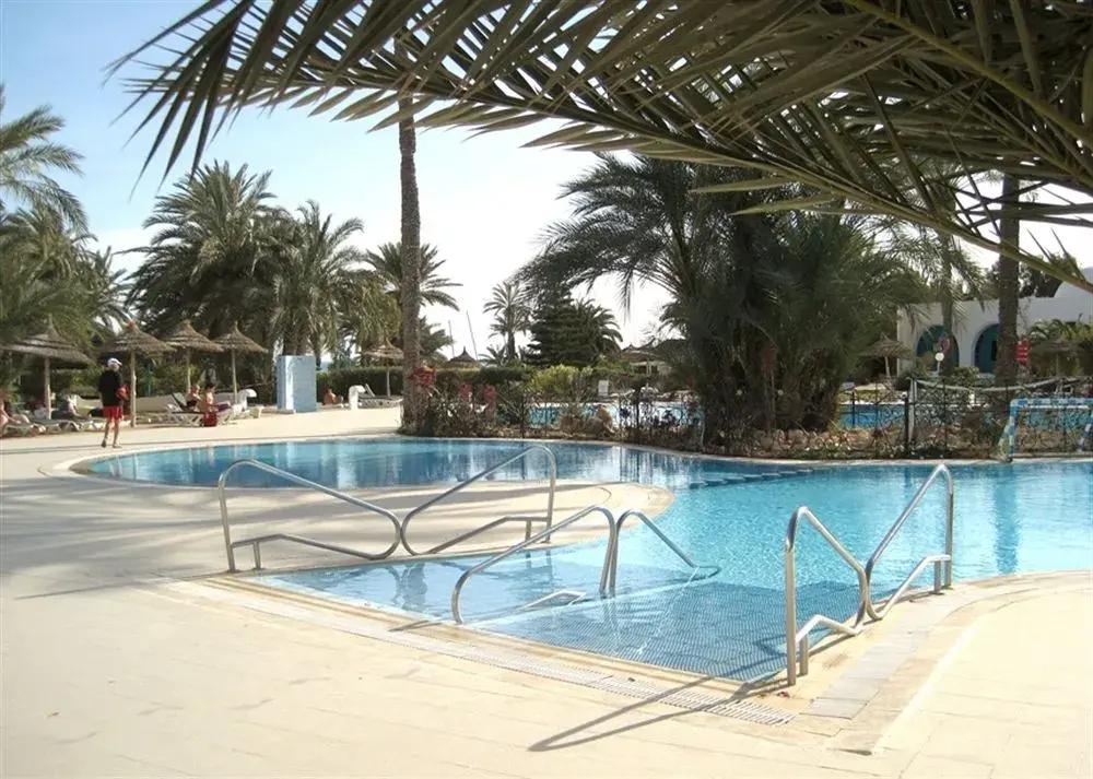 фото Golf Beach