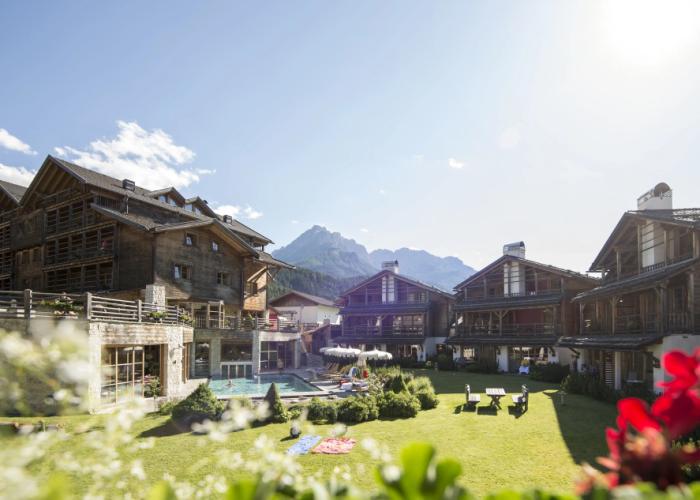 Post Alpina - Family Mountain Chalets