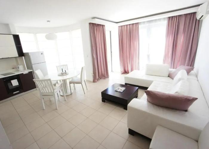 Petrovac Bay Apartments