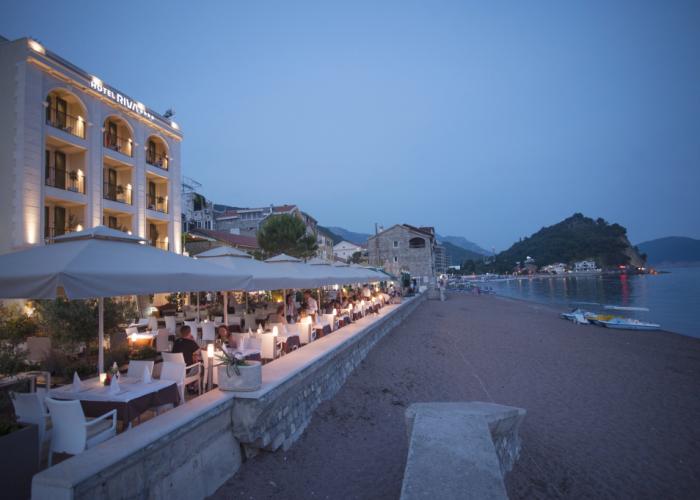 Riva Hotel