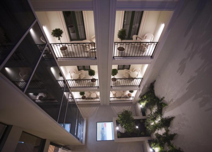 Riva Hotel