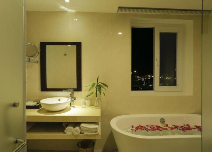 River Suites Hoi An Hotel
