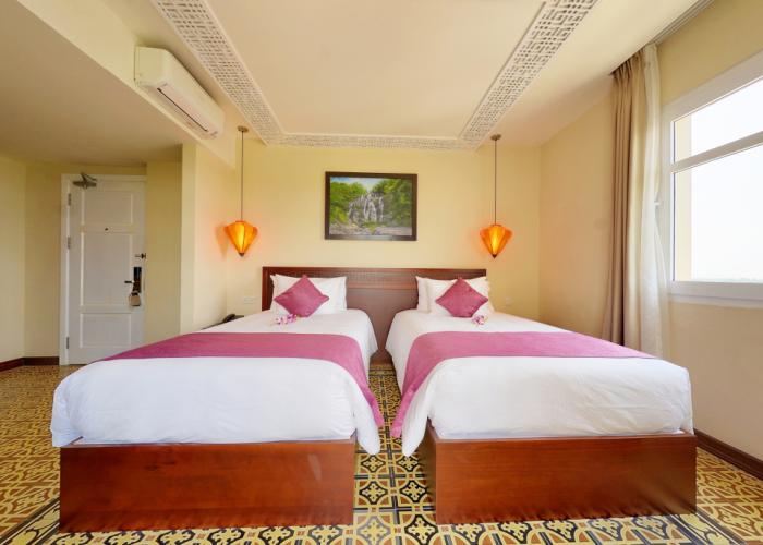 Royal Riverside Hoi An Hotel