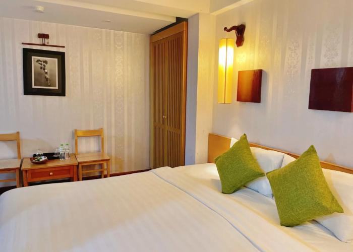 Hanoi Central Park Hotel