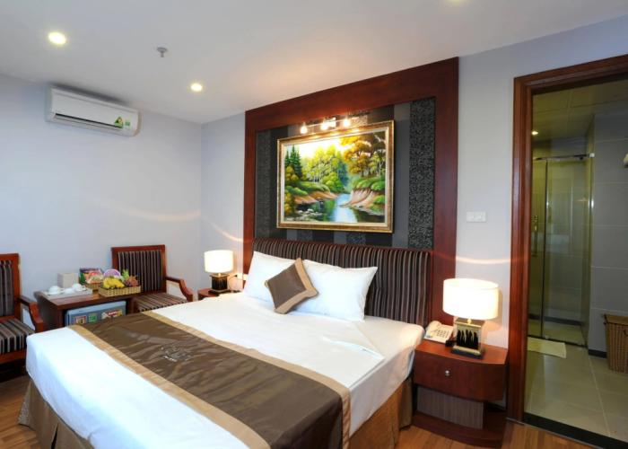 Gallant Hotel