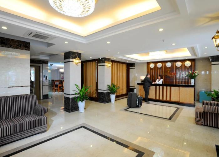 Gallant Hotel
