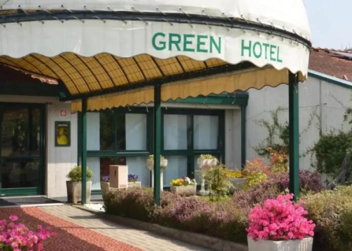 Green Hotel Motel