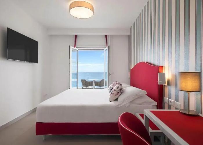 Seaside Hotel
