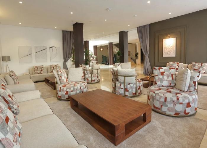 Playa Del Pacha Suites Hotel
