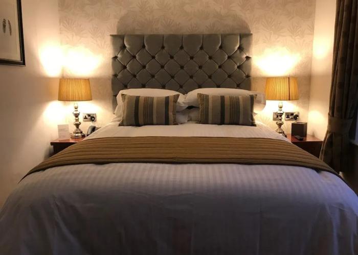 Loftsome Bridge Hotel