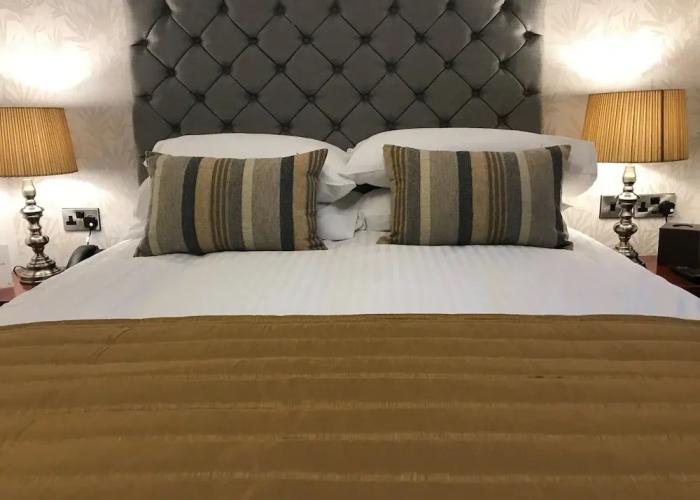 Loftsome Bridge Hotel