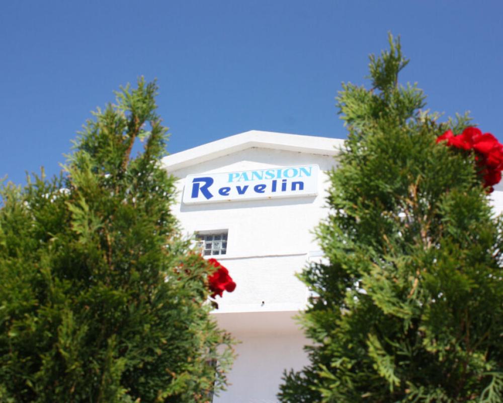 Guest house Revelin