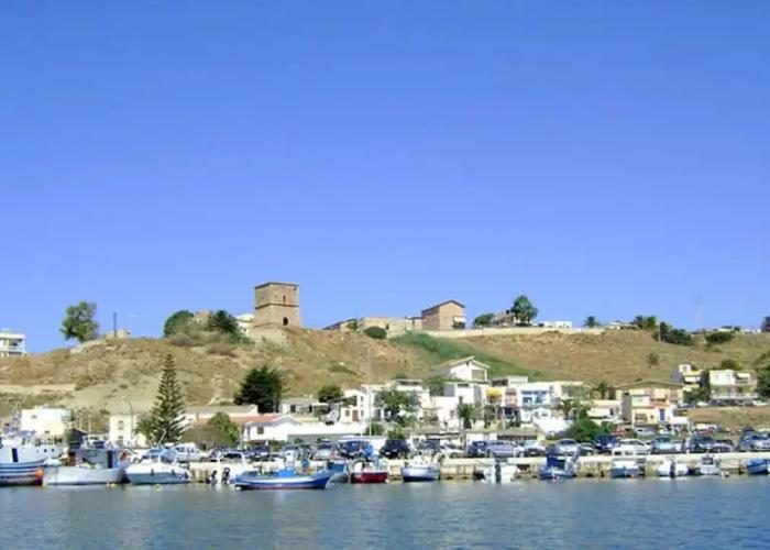 Apartment In Villa Near The Sea