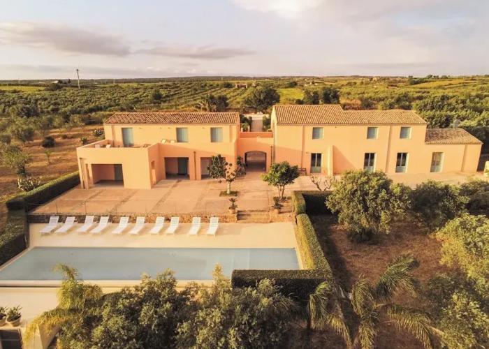 Planeta Country House & Beach Club