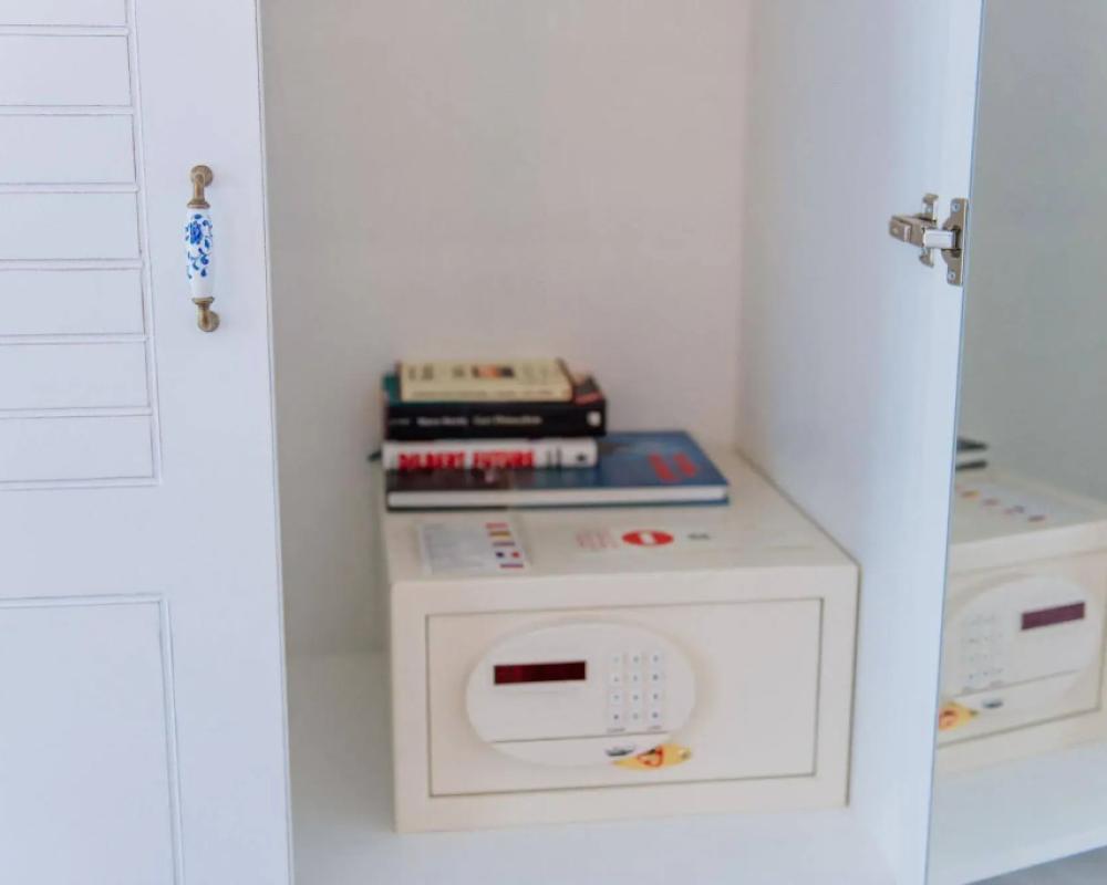 фото Via Farilya Hotel