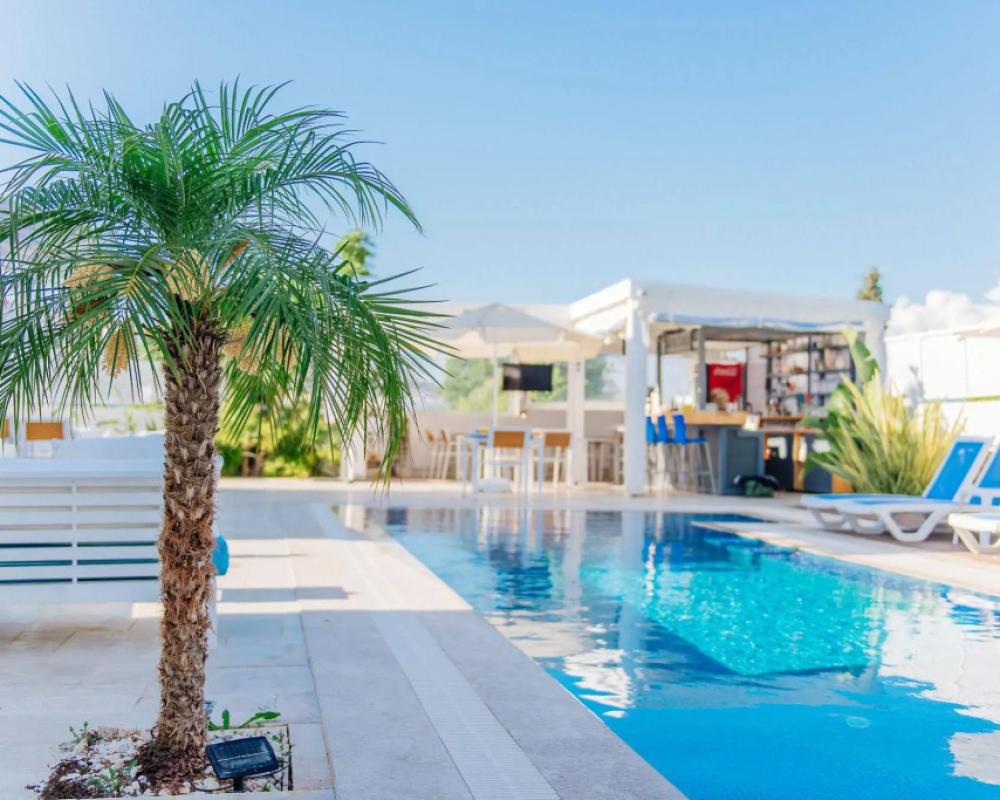 фото Via Farilya Hotel